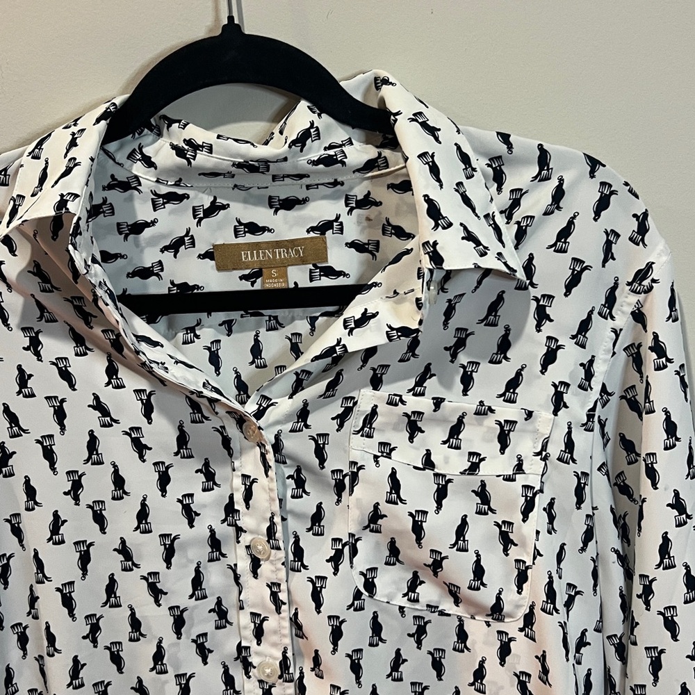 Ellen Tracy White Button-Down Shirt with Black Cat Print